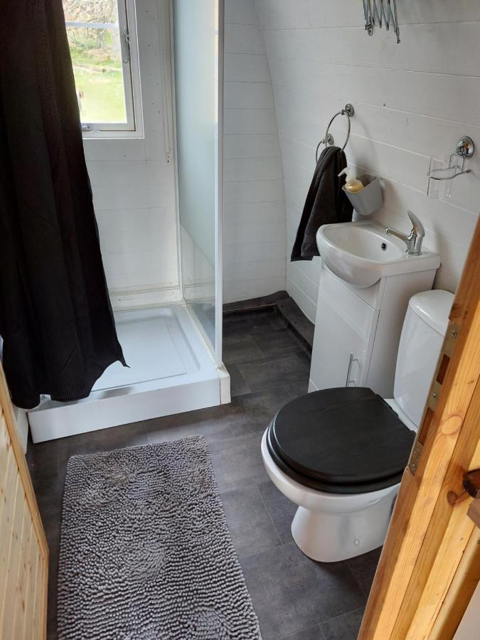 Pod 4 Otel Skail Dış mekan fotoğraf